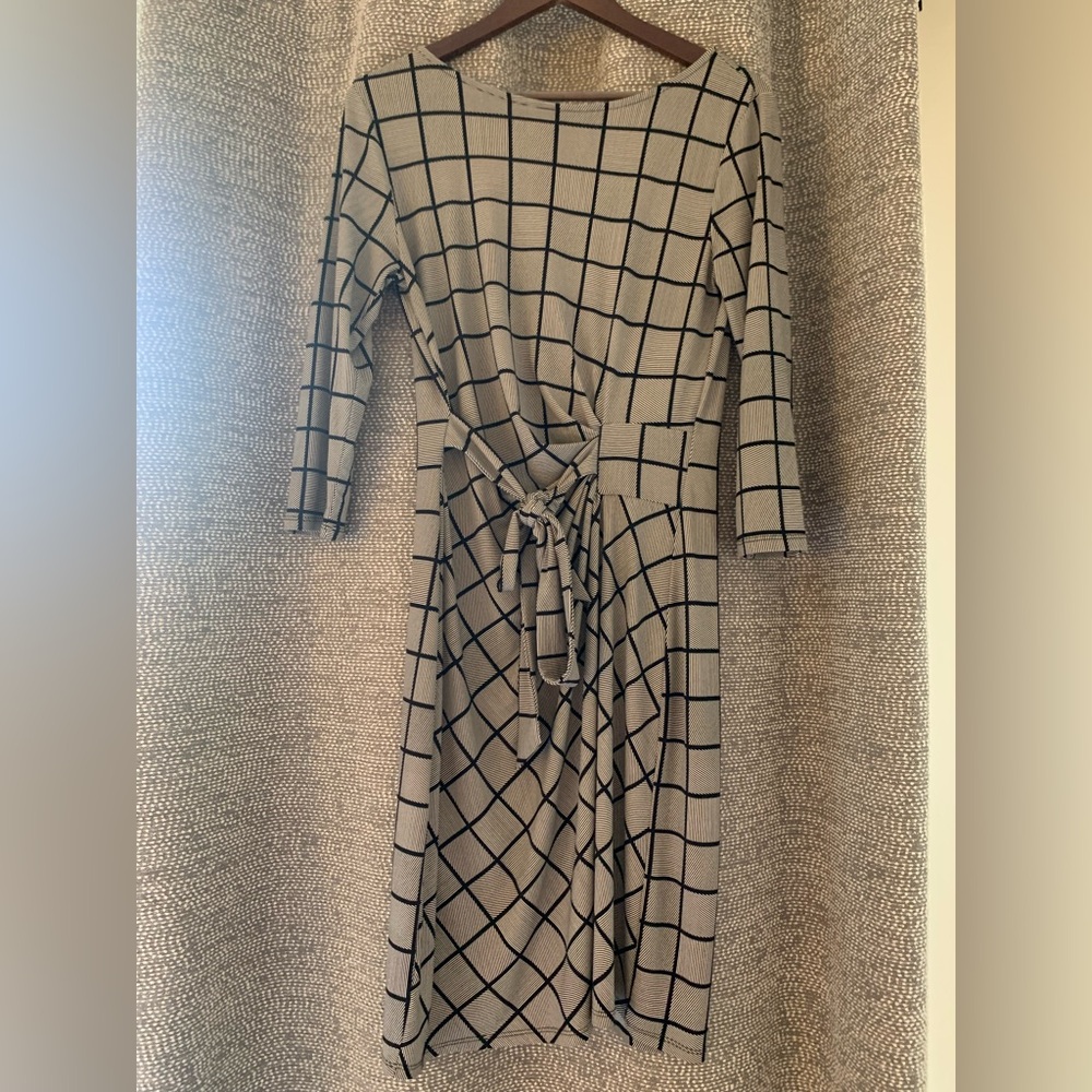 Ann Taylor Black Grid Tie-Waist Midi Dress